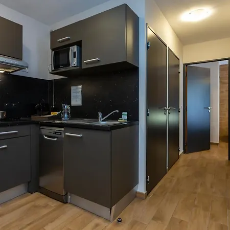 Aparthotel Prestige Odalys Isatis 4*