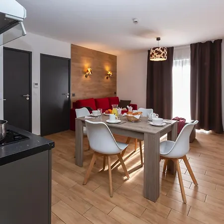 Aparthotel Prestige Odalys Isatis 4*