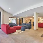 מלון דירות Odalys Isatis 4*